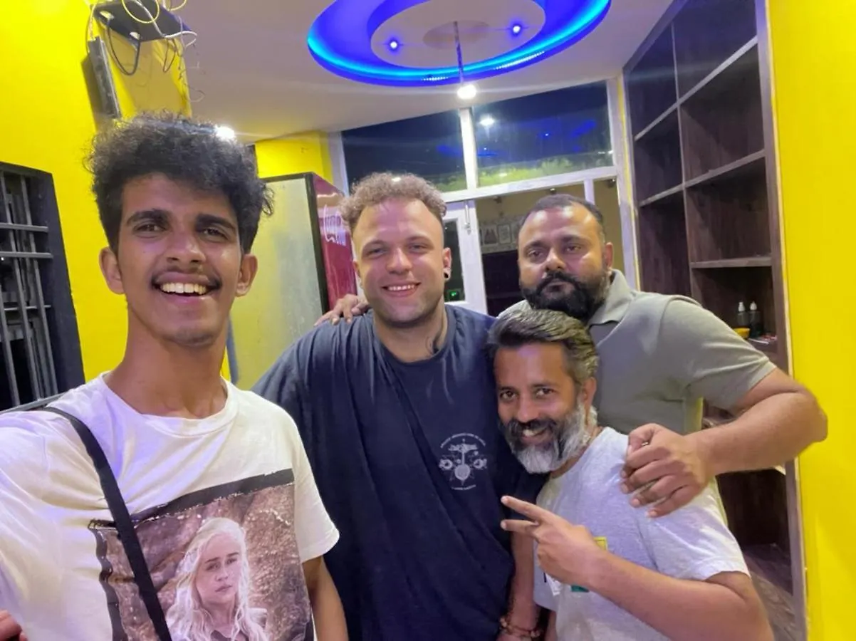 Big Brother Hostel Hotel Agra   Agra (Uttar Pradesh)